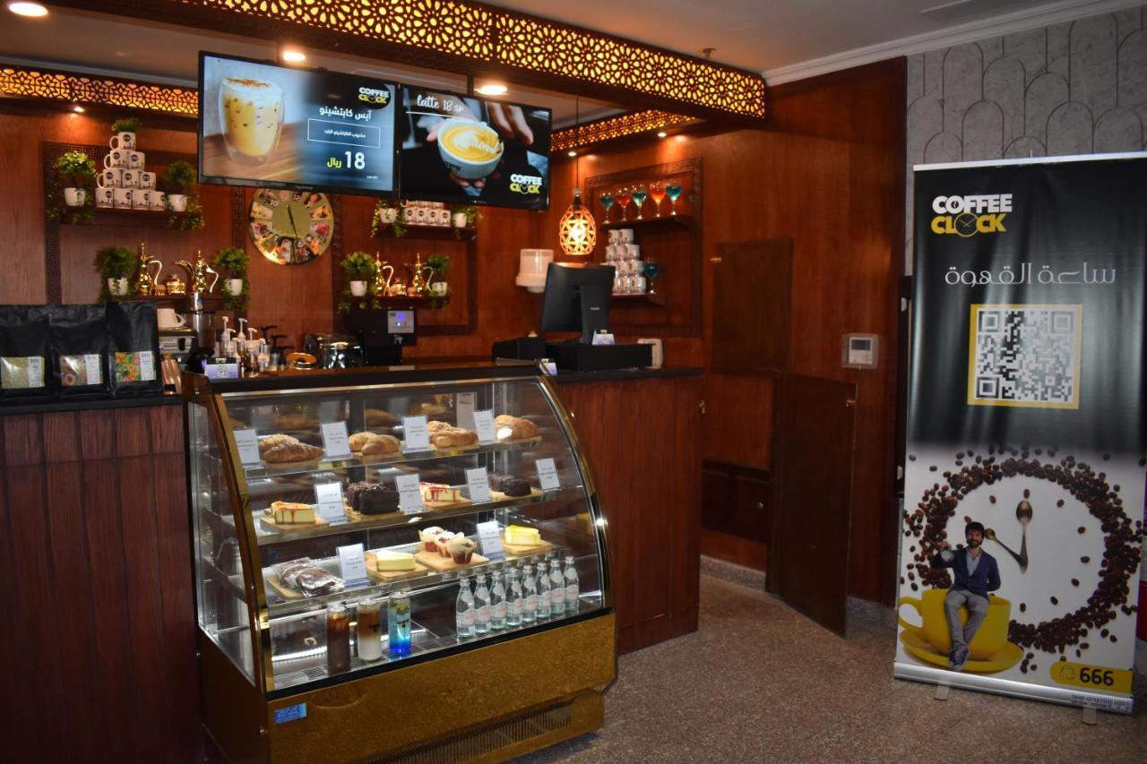 One To One Aparthotel Al-Hobar Kültér fotó