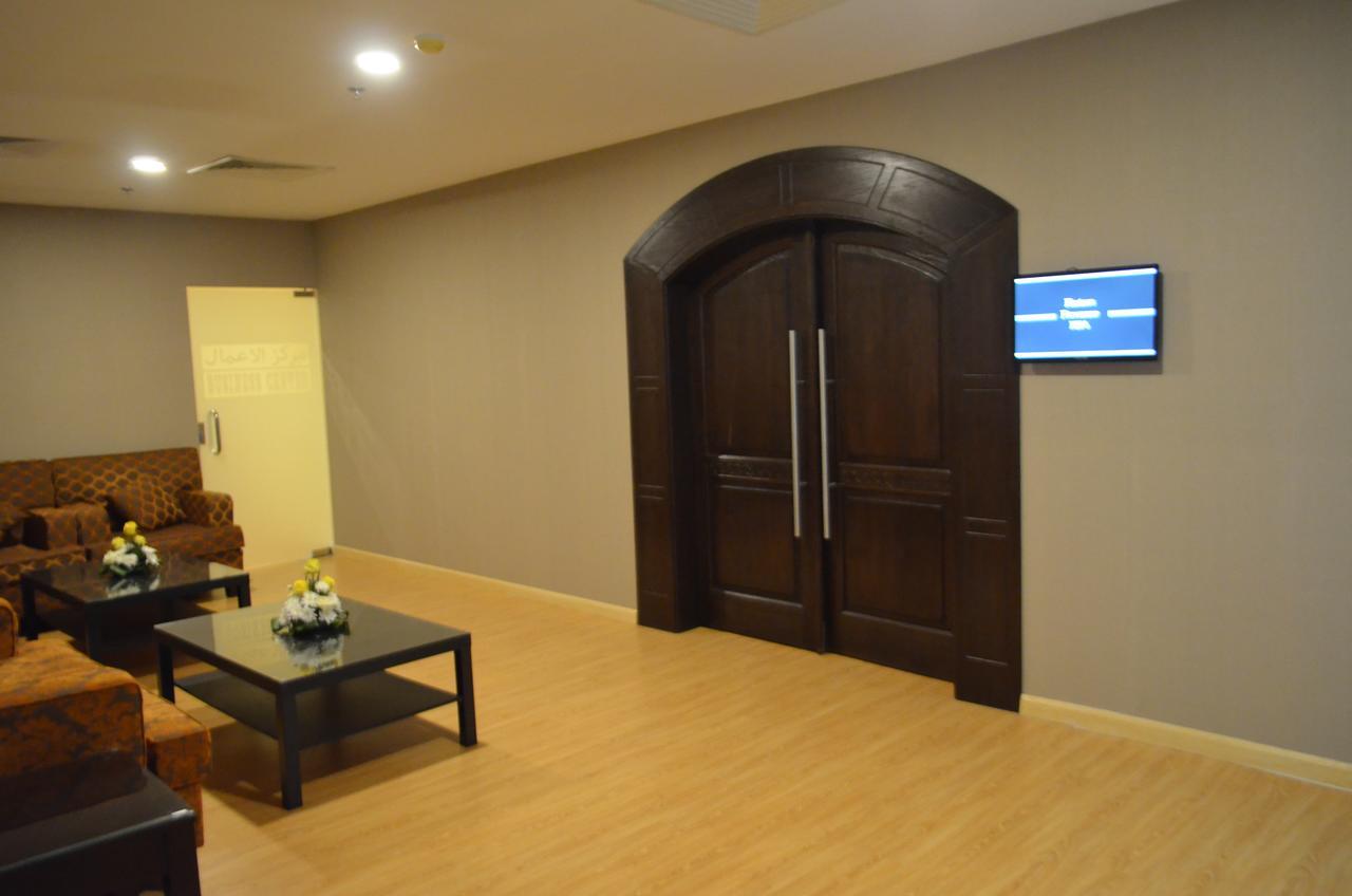 One To One Aparthotel Al-Hobar Kültér fotó